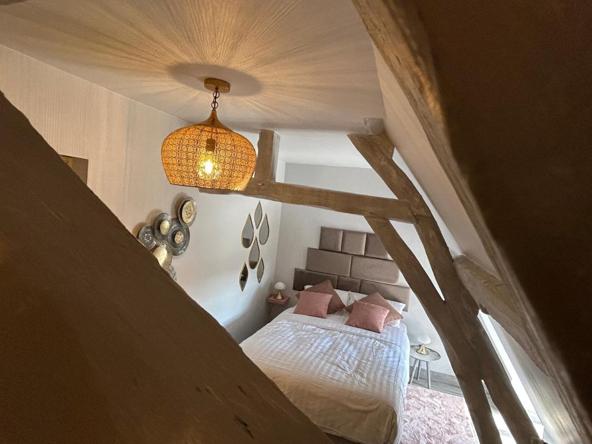 Demeure Du Vallon - Chambres D'Hotes De Charme Azerat Zewnętrze zdjęcie