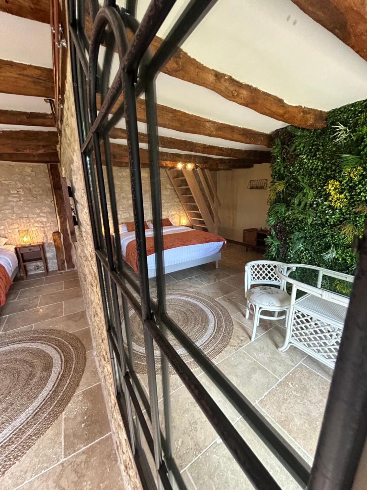 Demeure Du Vallon - Chambres D'Hotes De Charme Azerat Zewnętrze zdjęcie